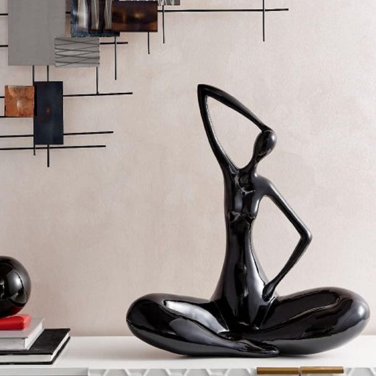 Yoga Lady Sculpture - Triangle Pose